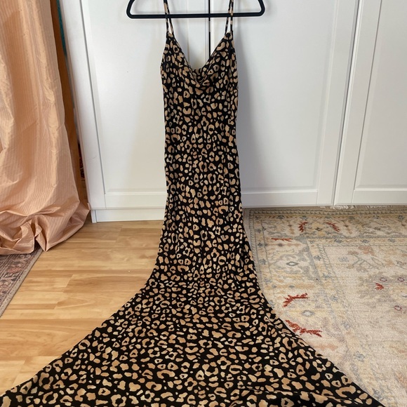 Leopard Print Maxi Dress - Picture 1 of 4